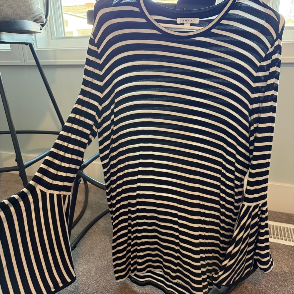 Chic Striped Long Sleeve Blouse